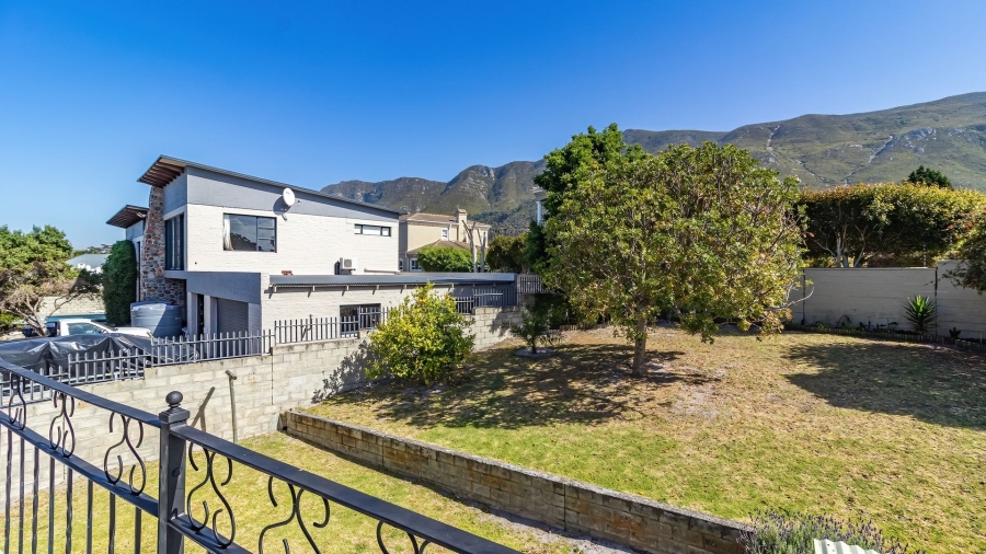 3 Bedroom Property for Sale in Onrus Western Cape